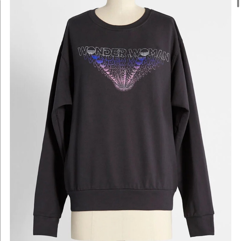 Wonder Woman Graphic Sweatshirt